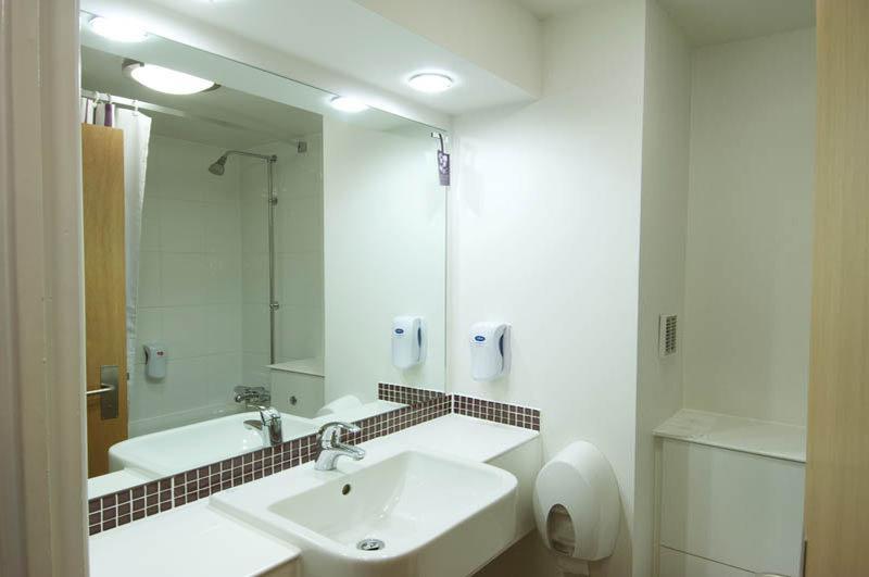 Premier Inn Milton Keynes Central المظهر الخارجي الصورة